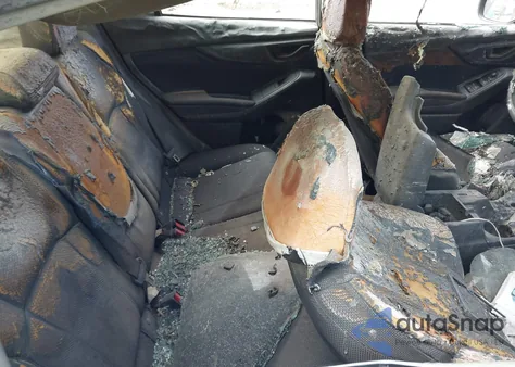 2018 Subaru Impreza 2.0I из США, поврежденный, VIN 4S3GKAA60J3605654